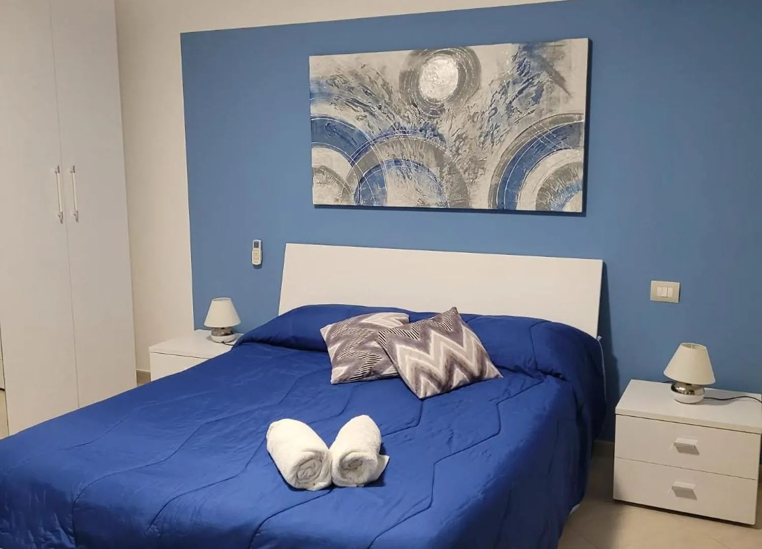 לינה וארוחת בוקר צ'יניזי Kristal איטליה